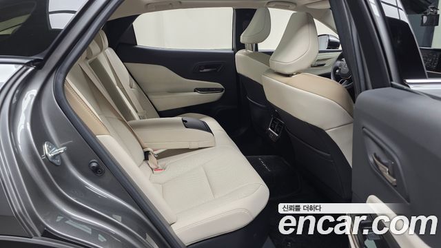 Toyota Crown Crossover 2.5 4WD Hybrid 2025 — фото 26