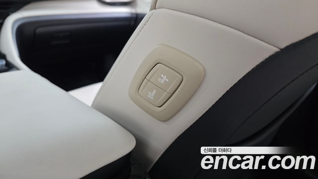 Toyota Crown Crossover 2.5 4WD Hybrid 2025 — фото 28