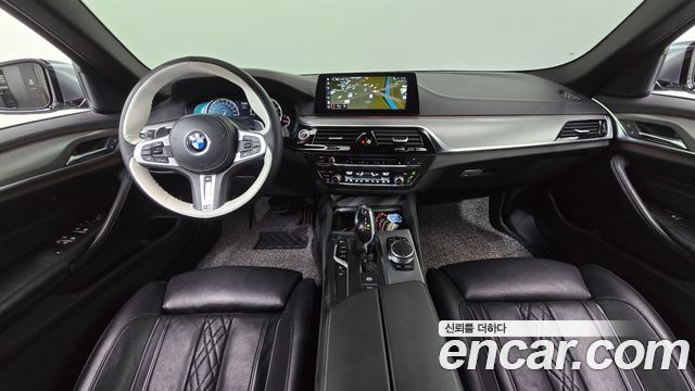 BMW 5 Series (G30) 520d xDrive M Sport Package Plus 2018 — фото 7