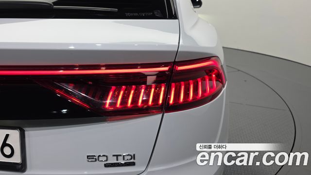 Audi Q8 (4M) 50 TDI Quattro Premium 2021 — фото 23