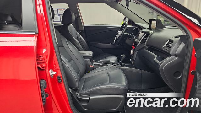 KG Mobility (SsangYong) Tivoli LX 4WD 2017 — фото 11