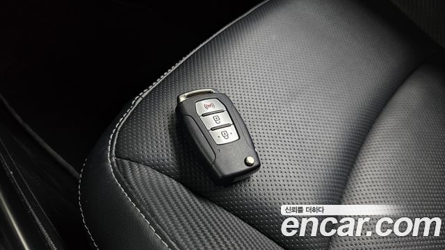 KG Mobility (SsangYong) Tivoli LX 4WD 2017 — фото 28