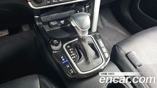 Kia Seltos Gasoline 1.6 Turbo 2WD Signature 2023 — фото 9