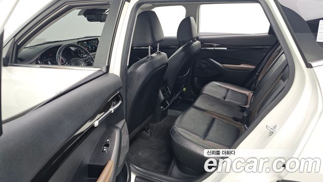 Kia Seltos Gasoline 1.6 Turbo 2WD Signature 2023 — фото 12