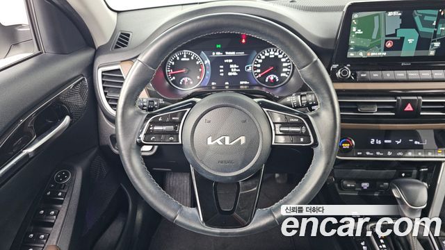 Kia Seltos Gasoline 1.6 Turbo 2WD Signature 2023 — фото 13