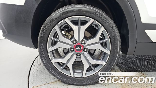 Kia Seltos Gasoline 1.6 Turbo 2WD Signature 2023 — фото 21