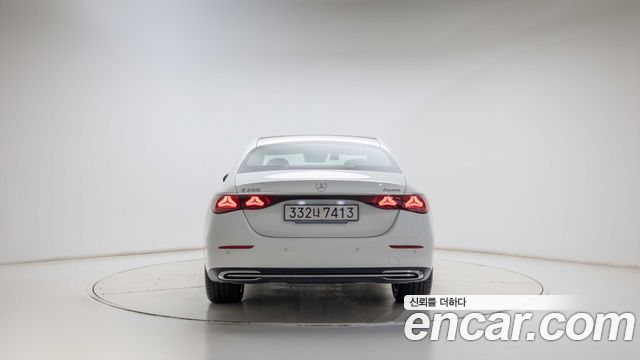 Mercedes-Benz E-Class (W214) E300 4MATIC Exclusive 2026 — фото 4