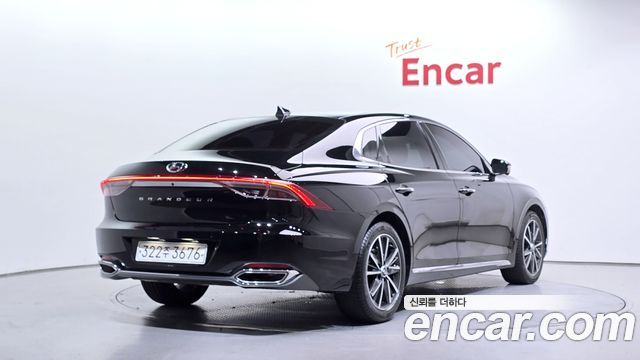 Hyundai Grandeur (IG) 2.5 Premium Choice 2021 — фото 2
