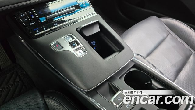 Hyundai Grandeur (IG) 2.5 Premium Choice 2021 — фото 9
