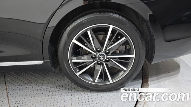 Hyundai Grandeur (IG) 2.5 Premium Choice 2021 — фото 21