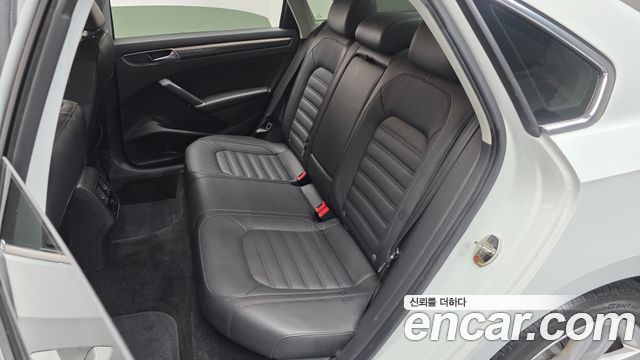 Volkswagen Passat 2.0 TSI B7 2018 — фото 26