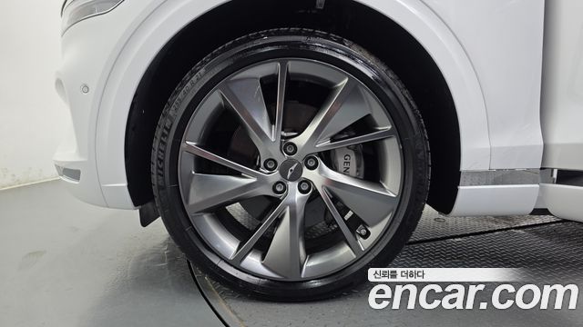 Genesis GV70 2.5T Gasoline 2WD 2024 — фото 5