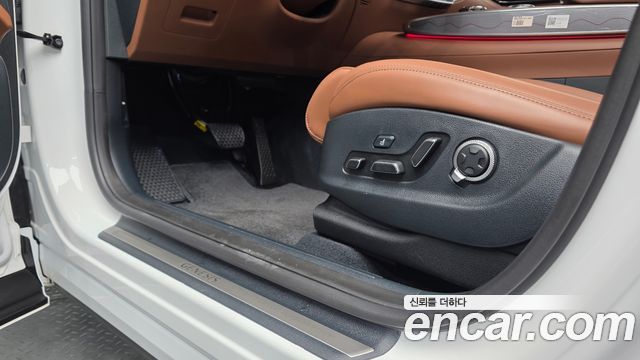Genesis GV70 2.5T Gasoline 2WD 2024 — фото 37