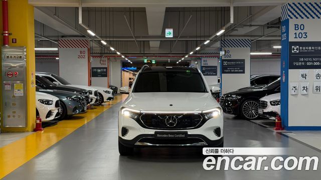 Mercedes-Benz EQB (X243) EQB300 4MATIC 2023 — фото 2