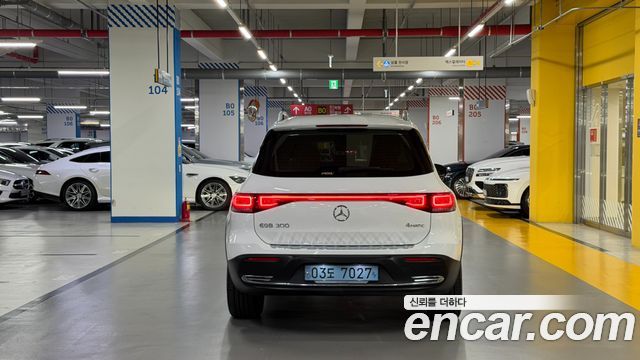 Mercedes-Benz EQB (X243) EQB300 4MATIC 2023 — фото 4
