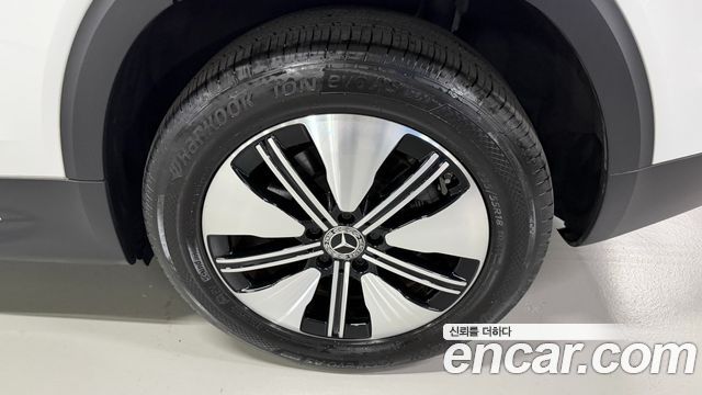 Mercedes-Benz EQB (X243) EQB300 4MATIC 2023 — фото 9