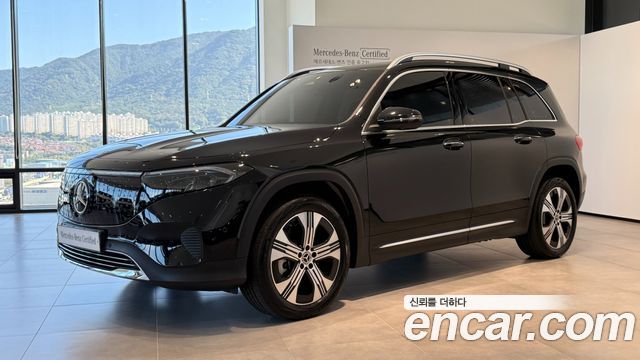 Mercedes-Benz EQB (X243) EQB300 4MATIC Progressive 2026 — фото 1