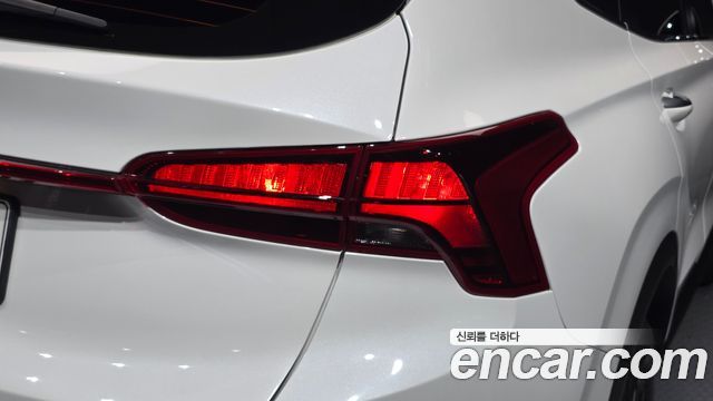 Hyundai Santa Fe Gasoline 2.5T 2WD Premium Choice 2021 — фото 23