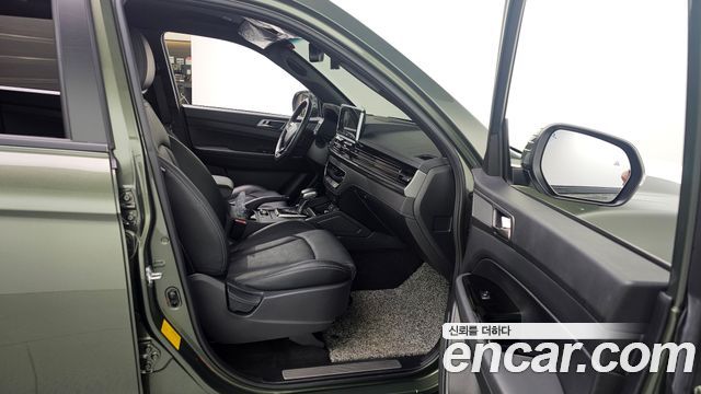 KG Mobility (SsangYong) Rexton Sports Khan Diesel 2.2 4WD Culman Prestige 2025 — фото 26