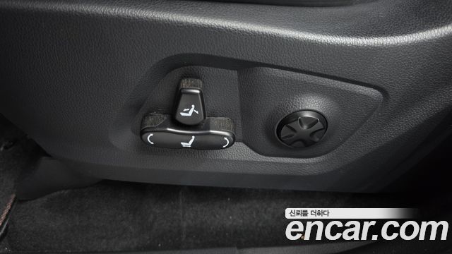 KG Mobility (SsangYong) Rexton Sports Khan Diesel 2.2 4WD Professional X (5-Link) 2019 — фото 30
