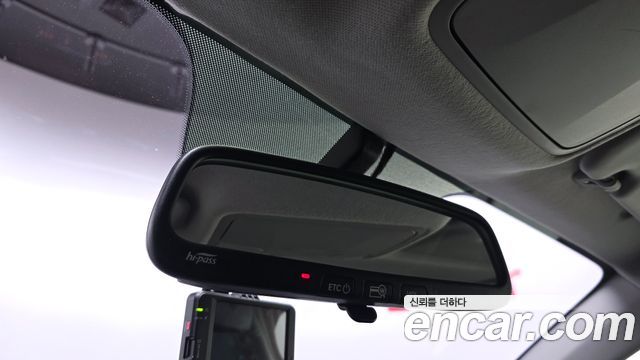 Kia Stonic 1.4 Deluxe 2019 — фото 18