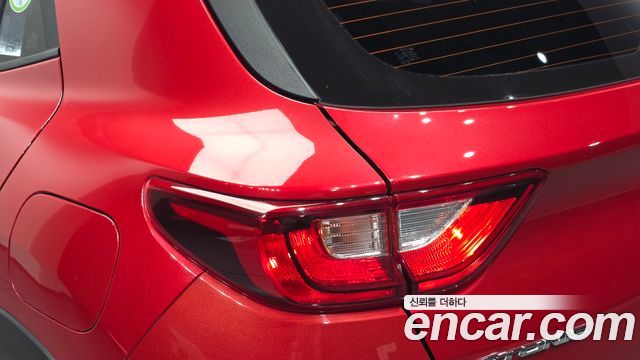 Kia Stonic 1.4 Deluxe 2019 — фото 23