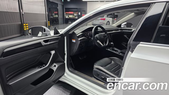 Volkswagen Arteon 2.0 TDI Presige 4Motion 2022 — фото 10
