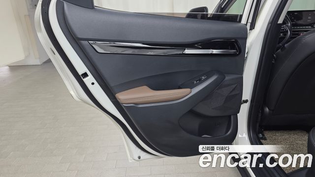 Kia Seltos Gasoline 1.6 Turbo 4WD Signature 2023 — фото 25