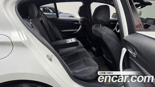BMW 1 Series (F20) 118d M Sport Shadow 5 Door 2018 — фото 12