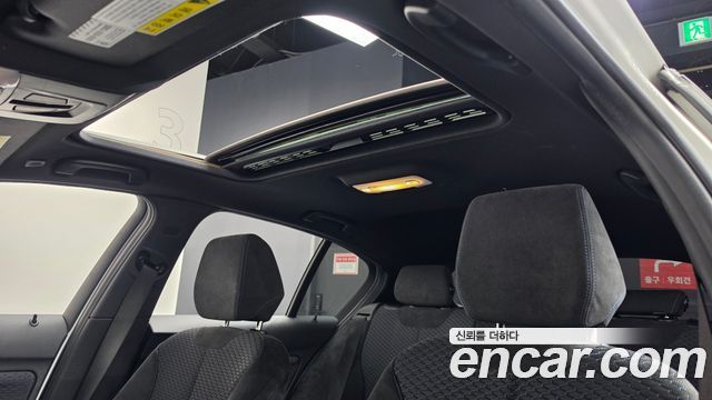 BMW 1 Series (F20) 118d M Sport Shadow 5 Door 2018 — фото 19