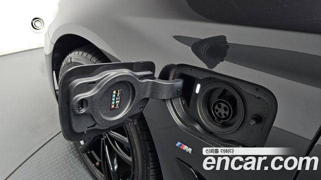 BMW 5 Series (G30) 530e M Sport 2020 — фото 36