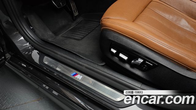 BMW 5 Series (G30) 530e M Sport 2020 — фото 38
