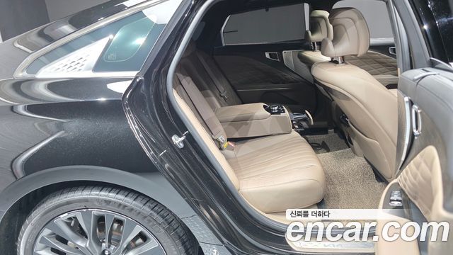 Kia K8 2.5 Gasoline 2WD Signature 2023 — фото 15