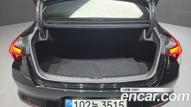 Kia K8 2.5 Gasoline 2WD Signature 2023 — фото 21