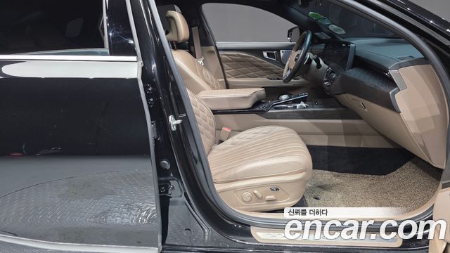 Kia K8 2.5 Gasoline 2WD Signature 2023 — фото 32