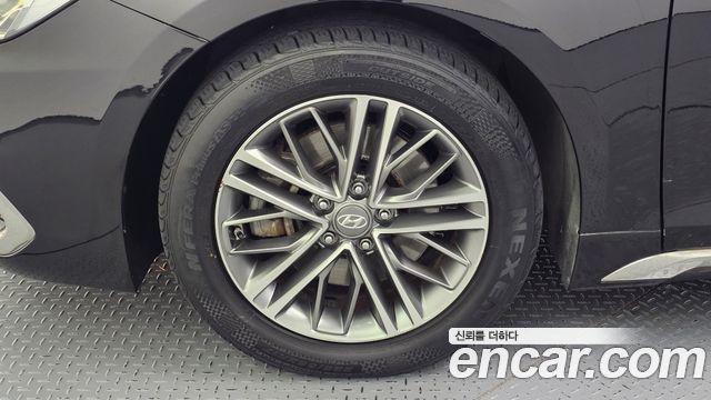 Hyundai Grandeur (IG) 3.0 LPi Modern (Rental Car) 2019 — фото 5