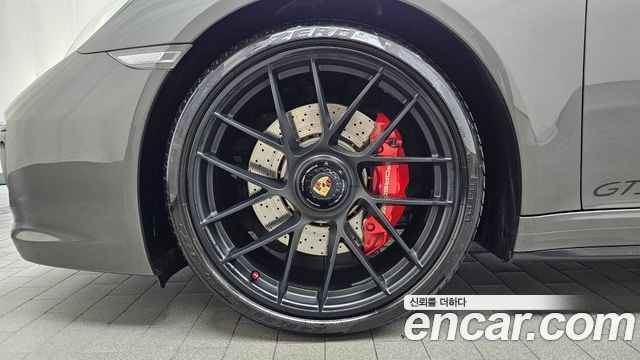 Porsche 911 Carrera 4 GTS Cabriolet 991 2018 — фото 5