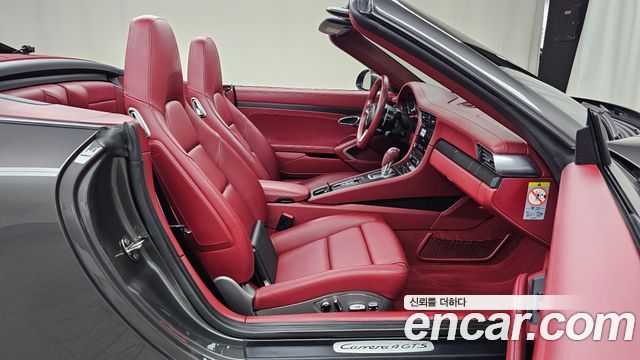 Porsche 911 Carrera 4 GTS Cabriolet 991 2018 — фото 26