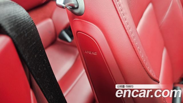 Porsche 911 Carrera 4 GTS Cabriolet 991 2018 — фото 30