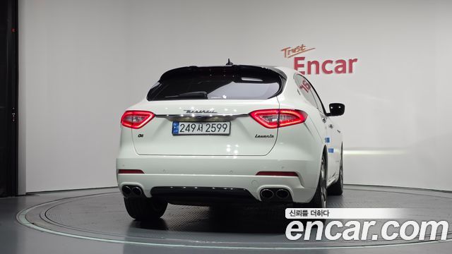 Maserati Levante 3.0 AWD GranSport 2018 — фото 4