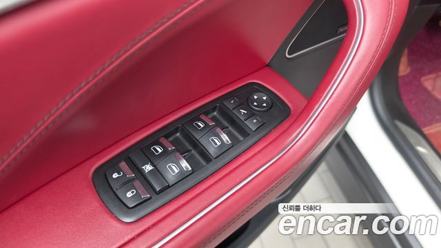Maserati Levante 3.0 AWD GranSport 2018 — фото 29