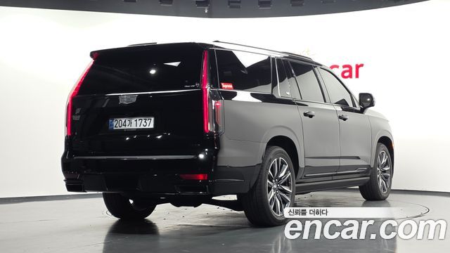 Cadillac Escalade (V) 6.2 ESV ESV Sports Platinum 2021 — фото 2