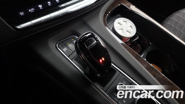Cadillac Escalade (V) 6.2 ESV ESV Sports Platinum 2021 — фото 9