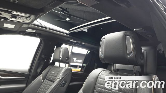 Cadillac Escalade (V) 6.2 ESV ESV Sports Platinum 2021 — фото 18
