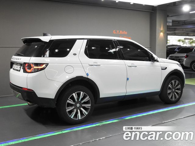 Land Rover Discovery Sport 2.0 TD4 HSE Luxury 2017 — фото 2