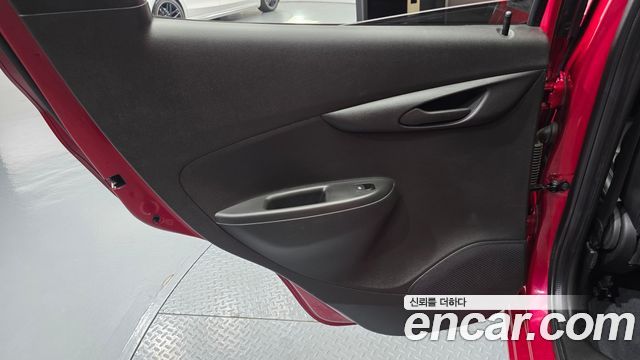 Chevrolet Spark LT 2019 — фото 25