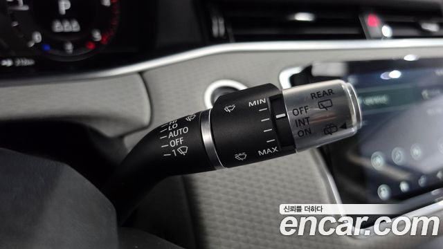 Land Rover Range Rover Evoque (II) D150 S 2020 — фото 34