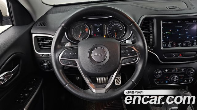 Jeep Cherokee (KL) 2.4 Longitude AWD 2019 — фото 13