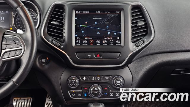 Jeep Cherokee (KL) 2.4 Longitude AWD 2019 — фото 14