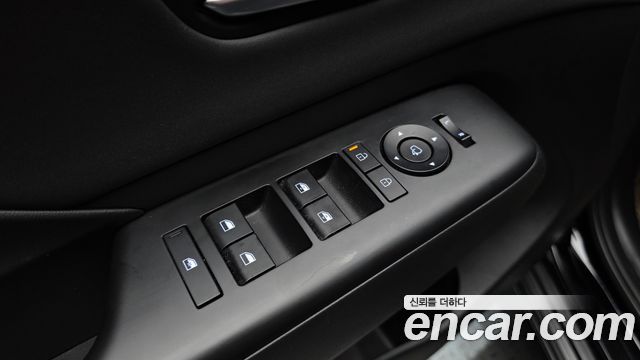 Hyundai Kona (SX2) Gasoline 1.6 Turbo 2WD Premium 2023 — фото 27